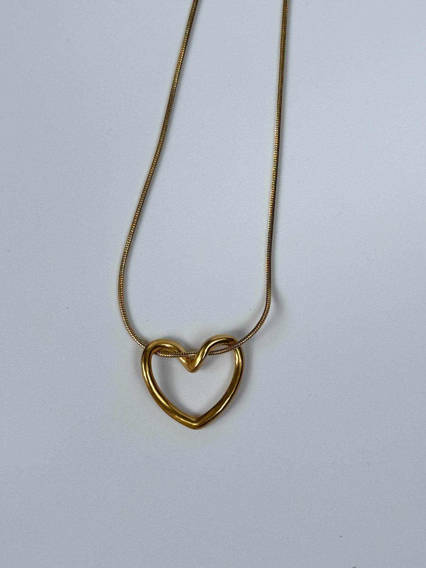 Halskette mit Herzanhänger